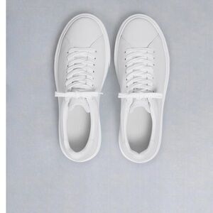 Men's Basic White Leather Trainer Sneakers - Classic Low-Top